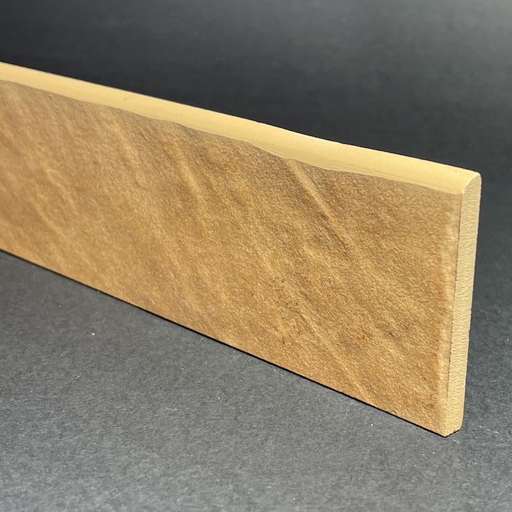 Sockelleiste aus gekochtem Porzellan, 0 H. 7 cm x L. 29,7 cm