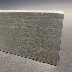 Sockelleiste aus gestreiftem schwarzem Porzellan, H. 6,8 cm x L. 100 cm