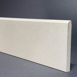 Sockelleiste aus taupefarbenem Porzellan, H. 7 cm x L. 60 cm