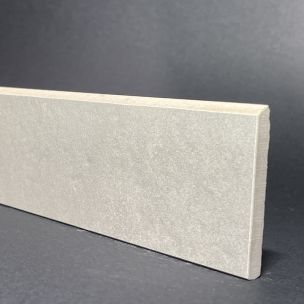 Sockelleiste aus grauem Porzellan, H. 7 cm x L. 59,5 cm