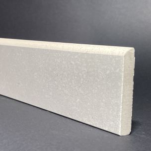 Sockelleiste aus Perlmuttporzellan, H. 7 cm x L. 61 cm