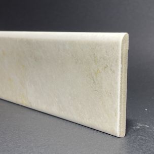 Sockelleiste aus Porzellan in Weiß/Beige, H. 8 cm x L. 33,5 cm