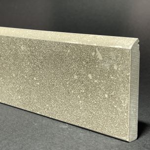 Sockelleiste aus Cendre-Porzellan, H. 7 cm x L. 59,5 cm
