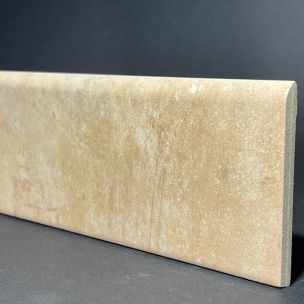 Elegance-Fußleiste aus Porzellan, H. 8 cm x L. 33 cm