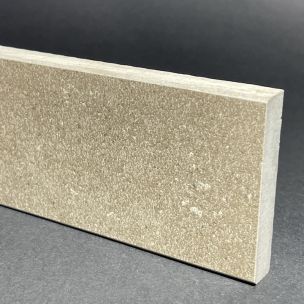 Sockelleiste aus Noisette-Porzellan, H. 7,5 cm x L. 59,3 cm
