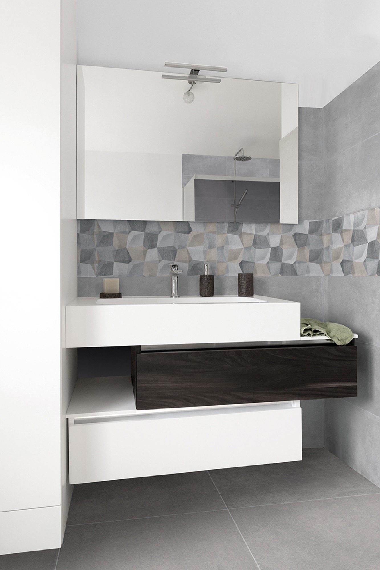 Feinsteinzeug Fliese Harzoptik Dunkelgrau 80x80 - ELGY075